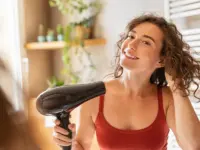 エイジング毛対策に効く：大人世代のヘアケア家電とは