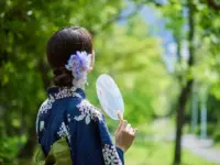 夏の涼を楽しむ！麻や絽の夏着物の魅力と選び方