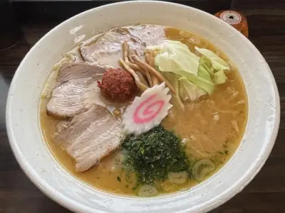 うますぎてみんな発狂！？スープとからみその絶妙バランス。ラーメン屋「みなみのとんとん」の「からみそラーメン」【山形県山形市】