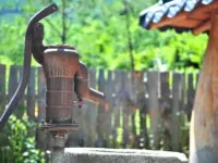 古井戸の再利用は可能？再生の条件と手順を解説