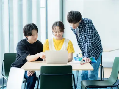 中途採用が先行する企業が直面する“文化統合”と“即戦力”のジレンマ