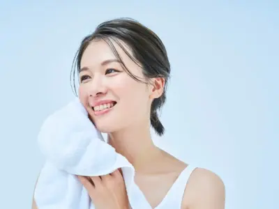 洗顔後の“キュキュッと感”の正体――肌に起きている変化とは？