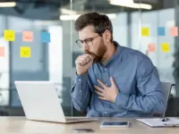 咳が長引くときに見逃したくない“呼吸器系のサイン”