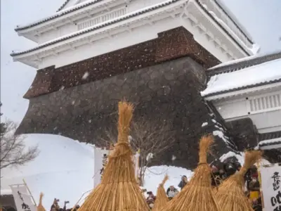 藁で包まれた神の化身が町を駆ける。地元民と一体になれた加勢鳥祭り体感記【山形県上山市】