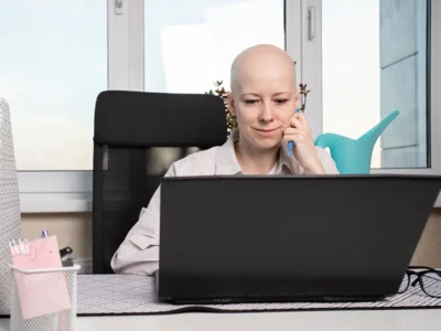 がんサバイバーの就労が当たり前になる社会は何を変えるのか