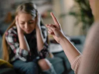 子供に当たってしまう自分への嫌悪感。心の余裕を取り戻すヒント