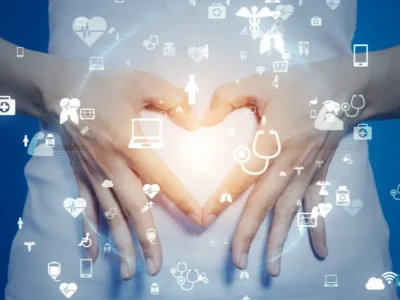 更年期を「個人の悩み」から「社会の課題」へ。職場で広がるフェムテック支援