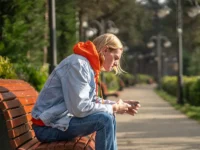 社会を変えたいのに動けない——Z世代が抱える「行動の壁」の正体