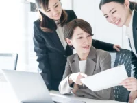 仕事ができるのに好かれない人と、普通でも慕われる人の違いとは