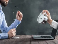 時間を守る国、時間に縛られない国――その違いはどこから生まれるのか