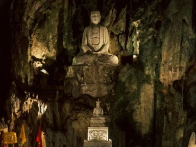 天国から地獄まで歩く旅―孫悟空の伝説が息づく五行山【ベトナム・ダナン】