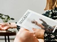 雑誌離れが加速する日本で、あえて定期購読を選び続ける人の理由