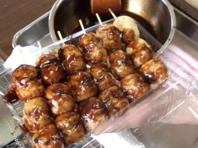 「あまり有名にはなりたくない」？？その理由は行けばわかる。 たこ焼きでかっ！ソース濃っ！一本160円？！安っ！山辺駅近くのたこ焼きすみどや【山形県山辺町】