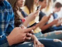 承認欲求とアイデンティティ、SNS時代の自己証明はどこへ向かうのか