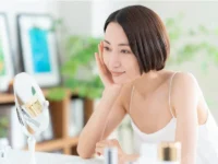 若く見える人と老けて見える人は何が違う？見た目年齢を左右する要因